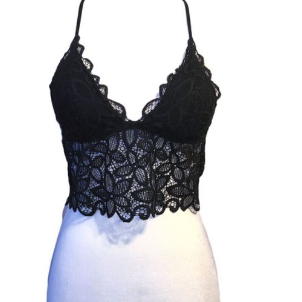 $26 For 2***Daisy Lace Longline Bralette